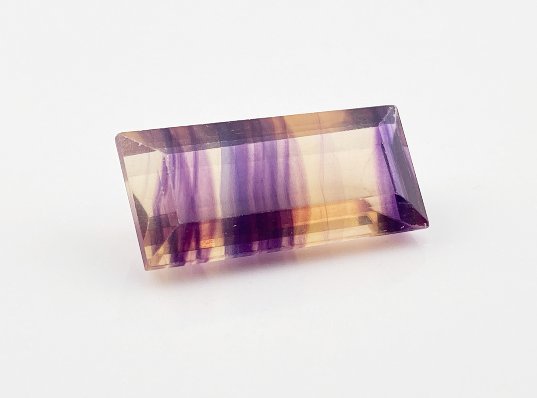 bicolor-fluorite-01.jpg