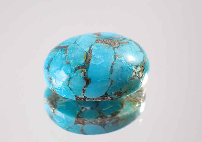 宝石　ターコイズ ターコイズ（トルコ石）の産地や歴史、世界中で愛される理由とは